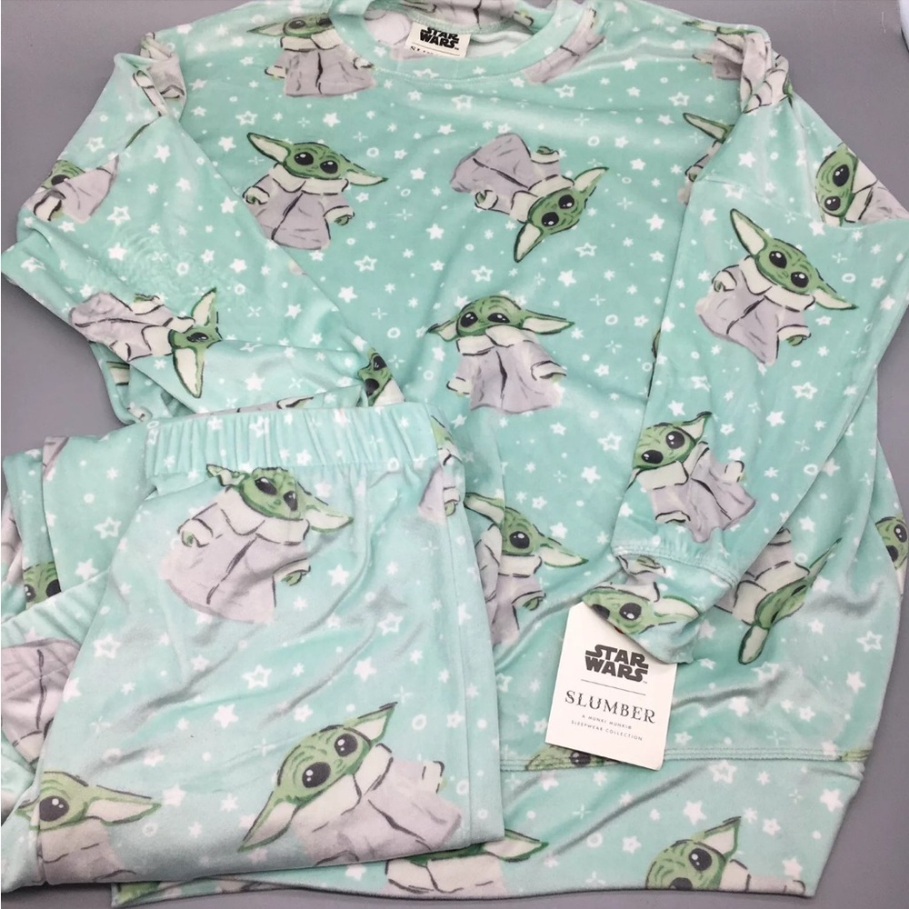 Star Wars yoda sweater and pant set